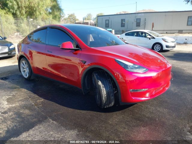 2024 TESLA MODEL Y 7SAYGDEE8RF090574