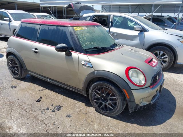 2010 MINI COOPER S WMWMF7C55ATW89823
