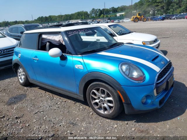 2016 MINI HARDTOP WMWXP7C57G3B49556