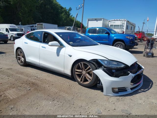 2015 TESLA MODEL S 5YJSA1H12FF095518