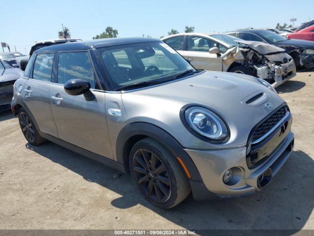 2021 MINI HARDTOP WMWXU9C09M2M97124