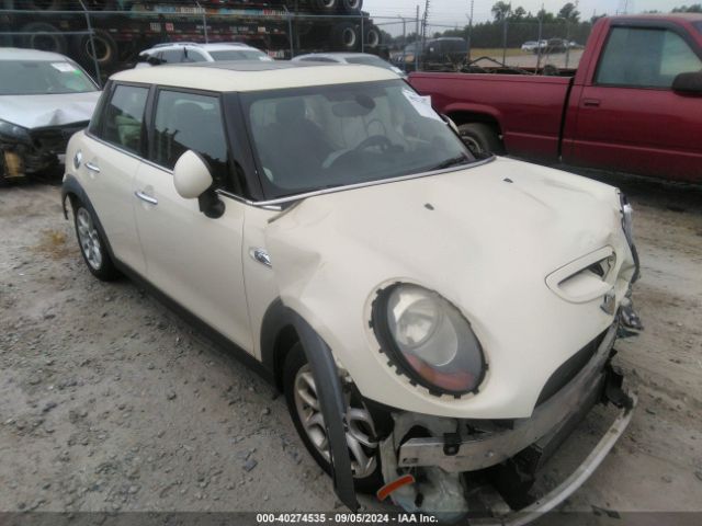 2016 MINI HARDTOP WMWXU3C51G2B67638