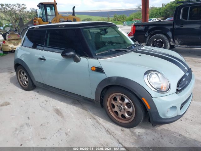 2013 MINI HARDTOP WMWSU3C56DT677335