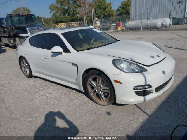 2011 PORSCHE PANAMERA WP0AA2A74BL011111