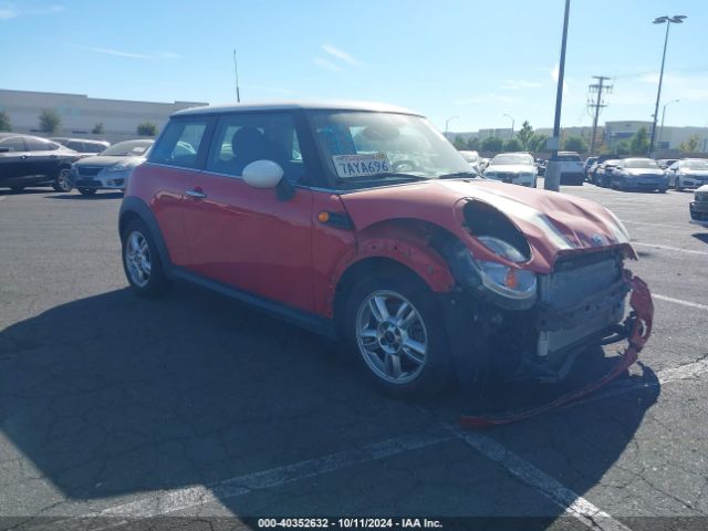 2013 MINI HARDTOP WMWSU3C51DT685035
