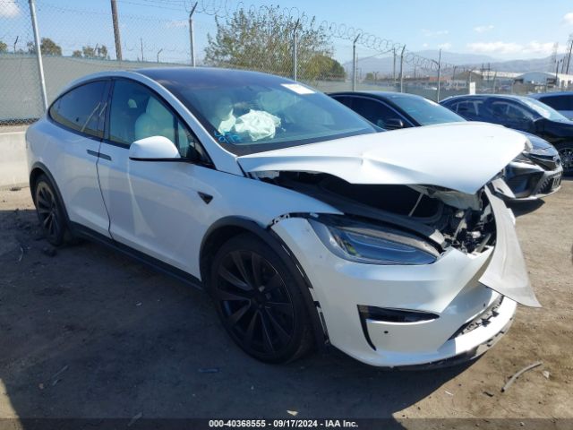 2022 TESLA MODEL X 7SAXCBE63NF333142