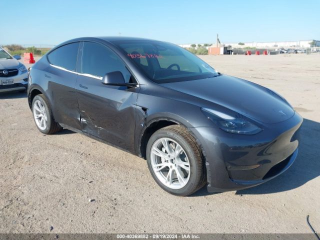2024 TESLA MODEL Y 7SAYGDEE9RA226143