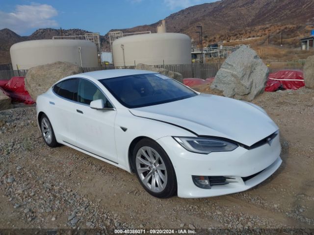 2016 TESLA MODEL S 5YJSA1E26GF144847