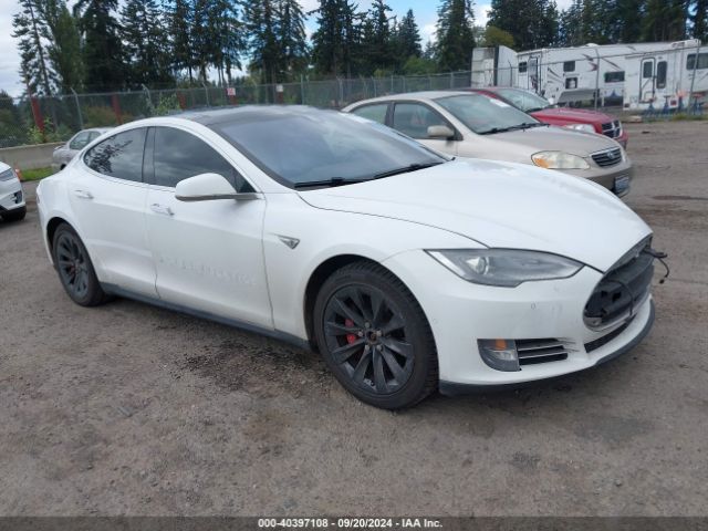 2015 TESLA MODEL S 5YJSA1H47FF081060