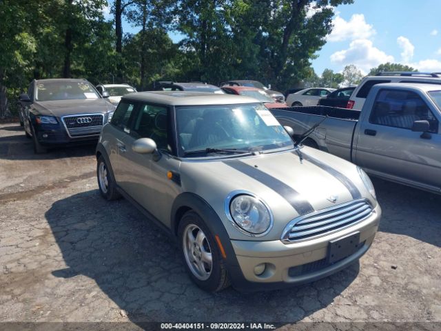 2009 MINI COOPER WMWMF33549TW72824