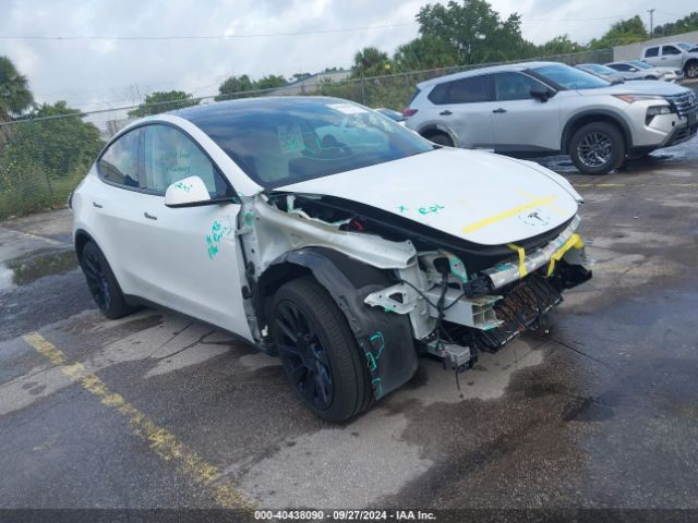 2021 TESLA MODEL Y 5YJYGDEE2MF068303