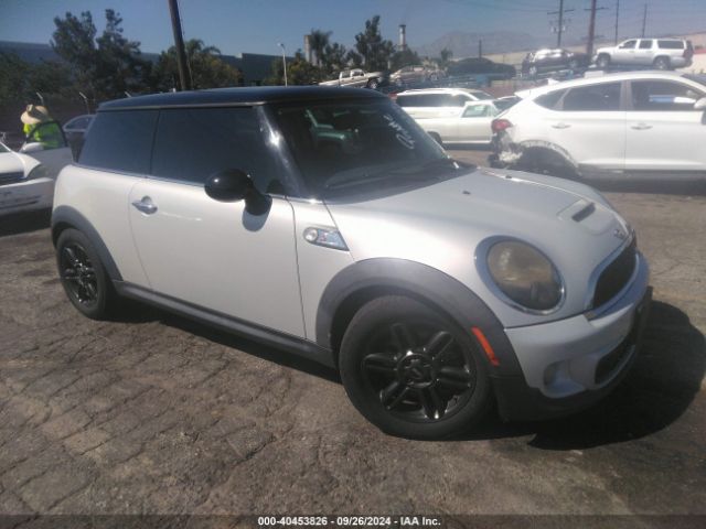 2011 MINI COOPER S WMWSV3C57BTY12929
