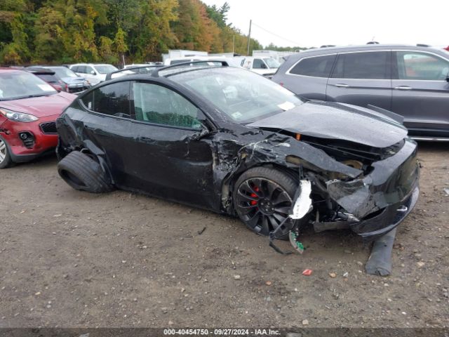2021 TESLA MODEL Y 5YJYGDEF8MF211828