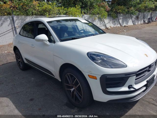 2024 PORSCHE MACAN WP1AA2A56RLB16921