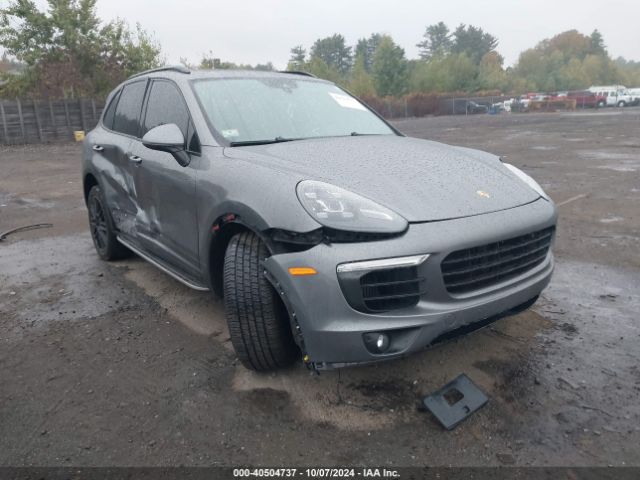 2017 PORSCHE CAYENNE WP1AB2A29HLA51371