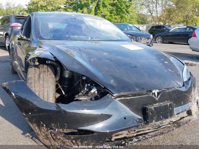 2022 TESLA MODEL S 5YJSA1E55NF476303