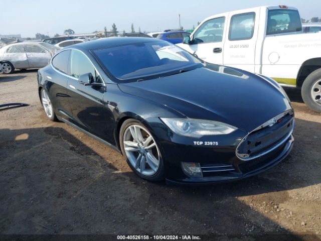 2013 TESLA MODEL S 5YJSA1DN8DFP05749