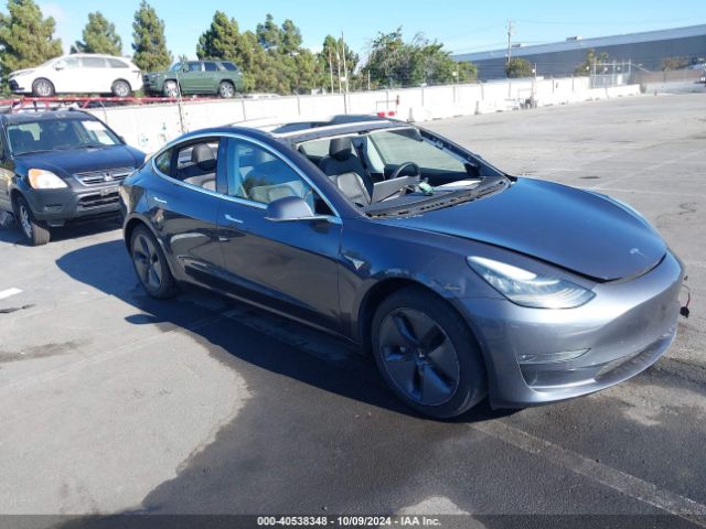 2018 TESLA MODEL 3 5YJ3E1EA7JF033831