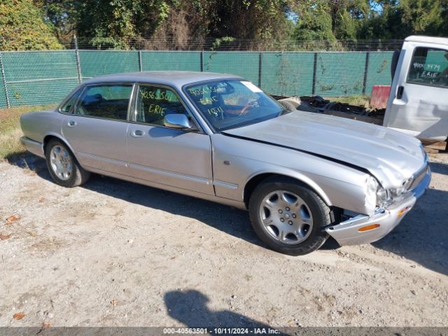 2001 JAGUAR XJ8 SAJDA24C31LF37822
