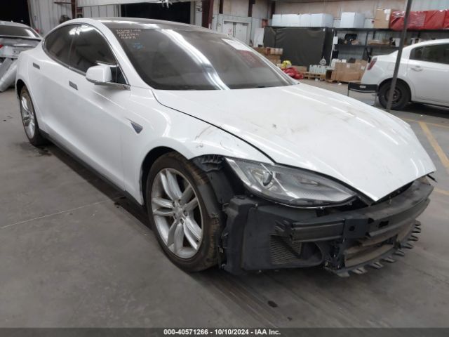 2015 TESLA MODEL S 5YJSA1E2XFF110683