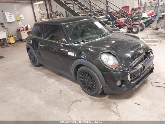 2016 MINI HARDTOP WMWXP7C56G3B33171