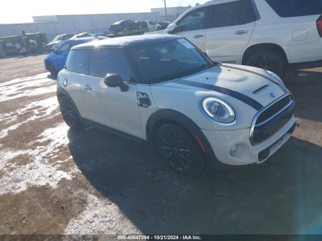 2015 MINI HARDTOP WMWXP7C52F2A59476