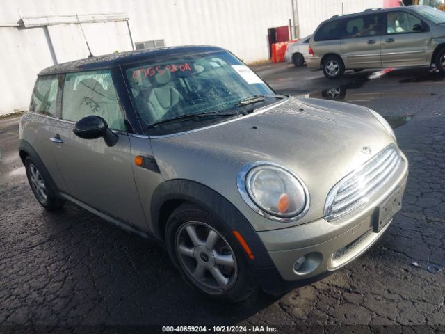 2009 MINI COOPER WMWMF33569TW70122
