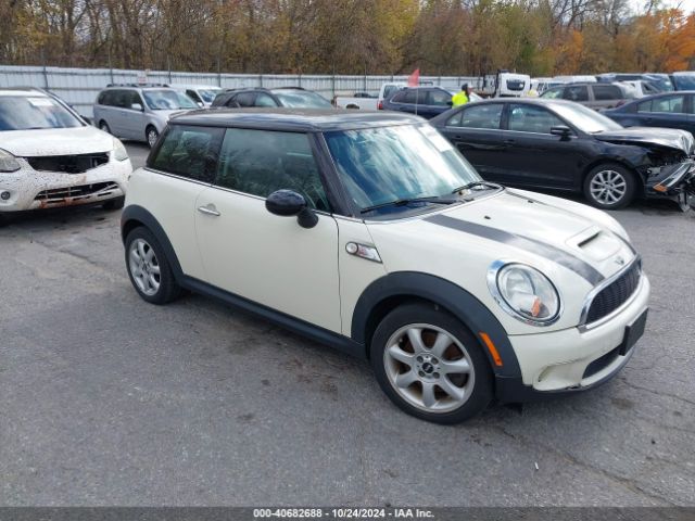 2010 MINI COOPER S WMWMF7C57ATX41842