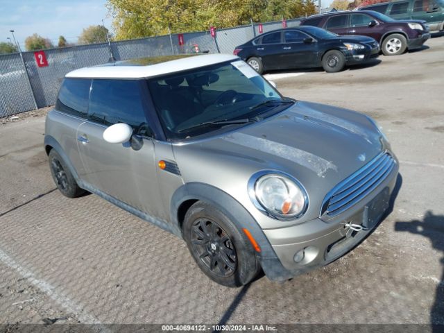 2008 MINI COOPER WMWMF335X8TT67939