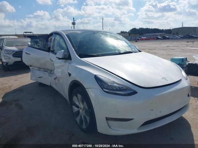 2022 TESLA MODEL Y 7SAYGDEE5NF434971