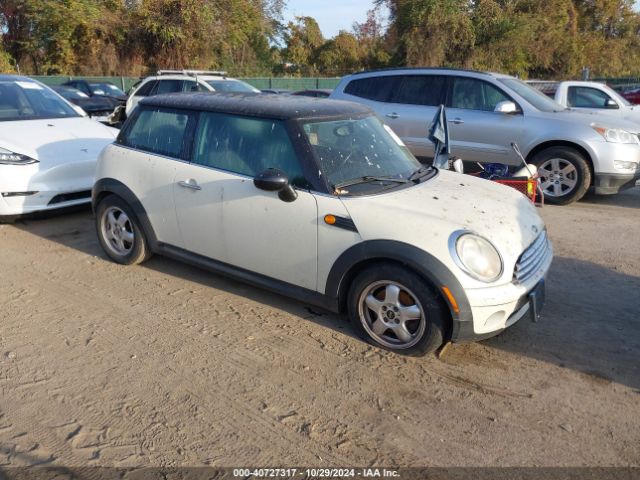 2009 MINI COOPER WMWMF33559TW72458