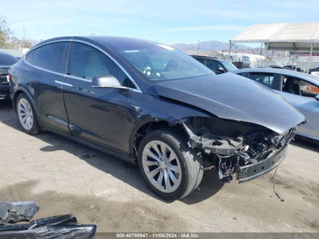 2018 TESLA MODEL X 5YJXCAE27JF119611