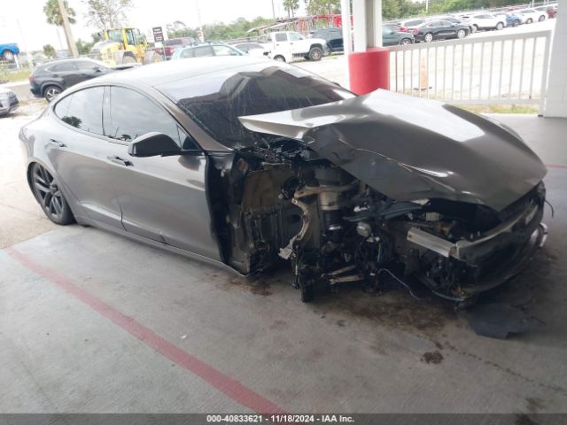 2022 TESLA MODEL S 5YJSA1E60NF472295