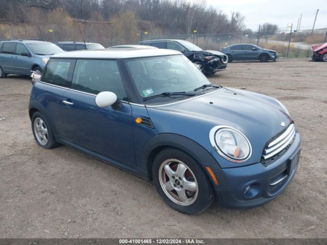 2011 MINI COOPER WMWSU3C55BT095322